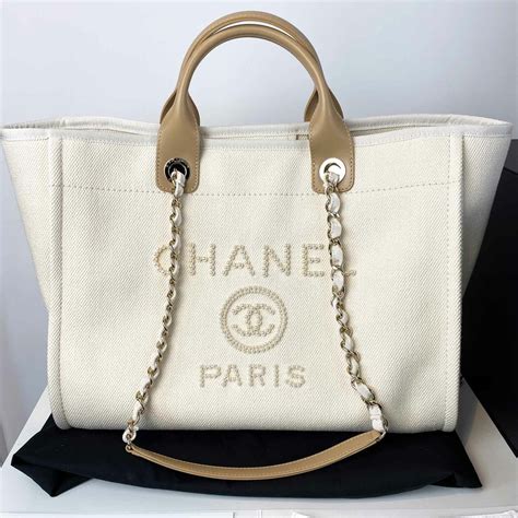 chanel tote bag price